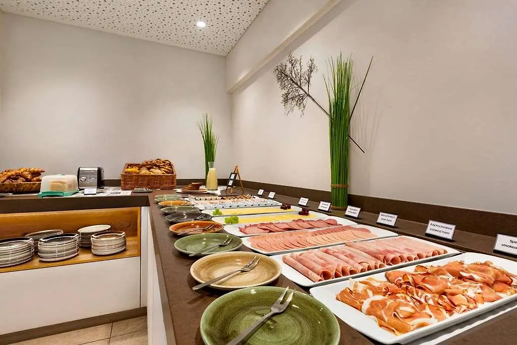 Wyndham Garden Munich Messe Hotel