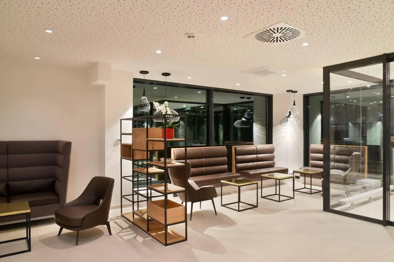 Wyndham Garden Munich Messe Hotel