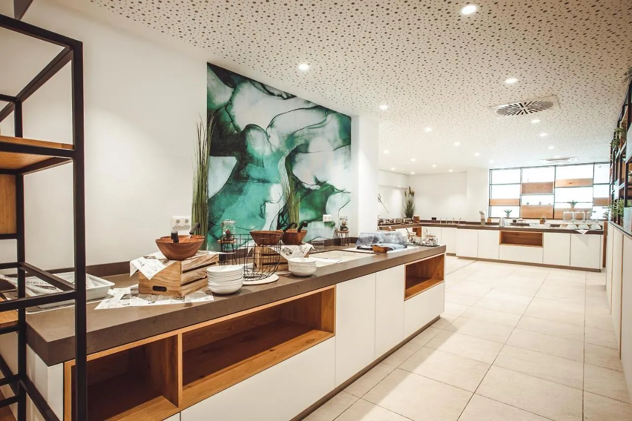 Wyndham Garden Munich Messe Hotel