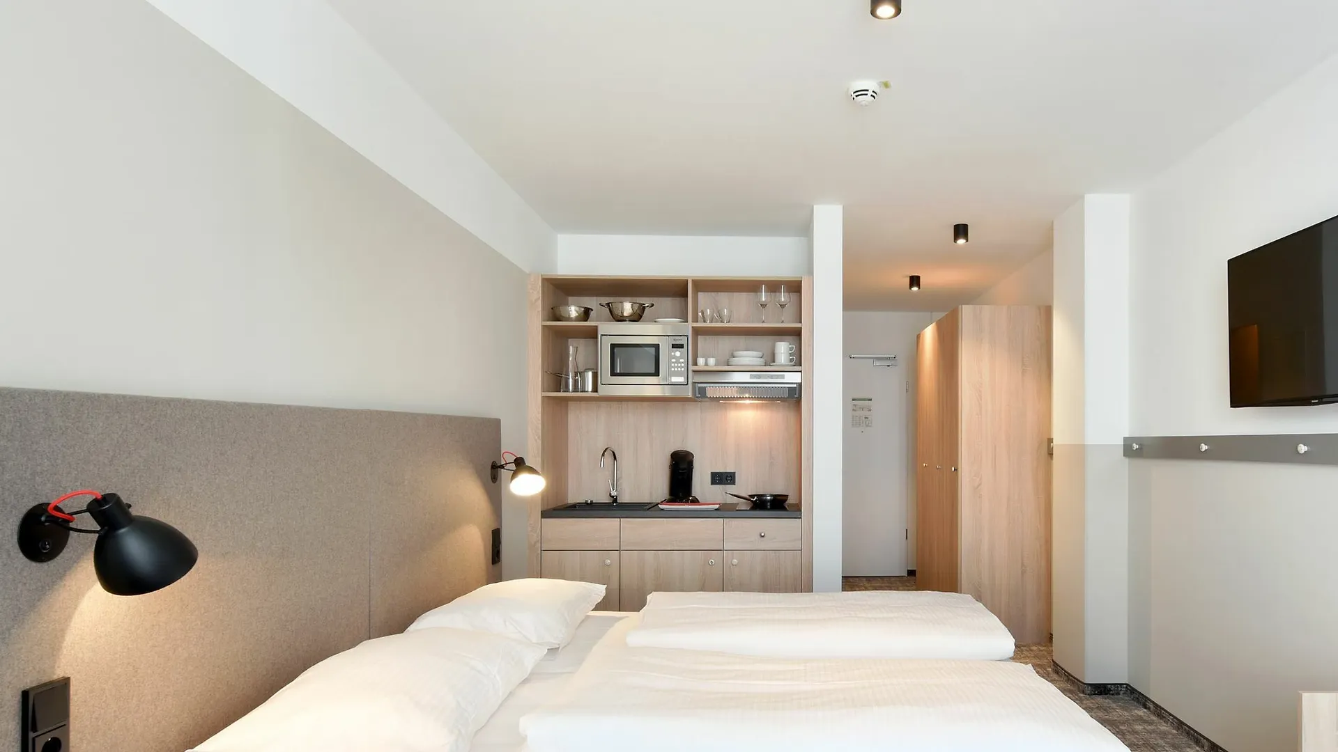 Wyndham Garden Munich Messe Hotell 4*,  Tyskland